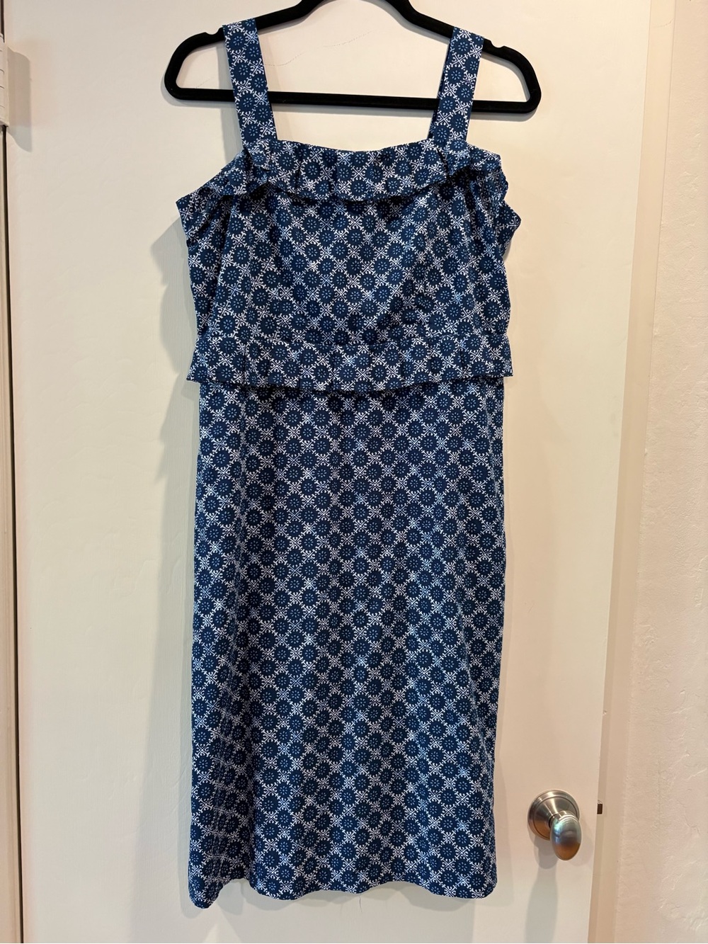 Ann Taylor Navy Blue and White Floral Tiered Sundress - Women 6